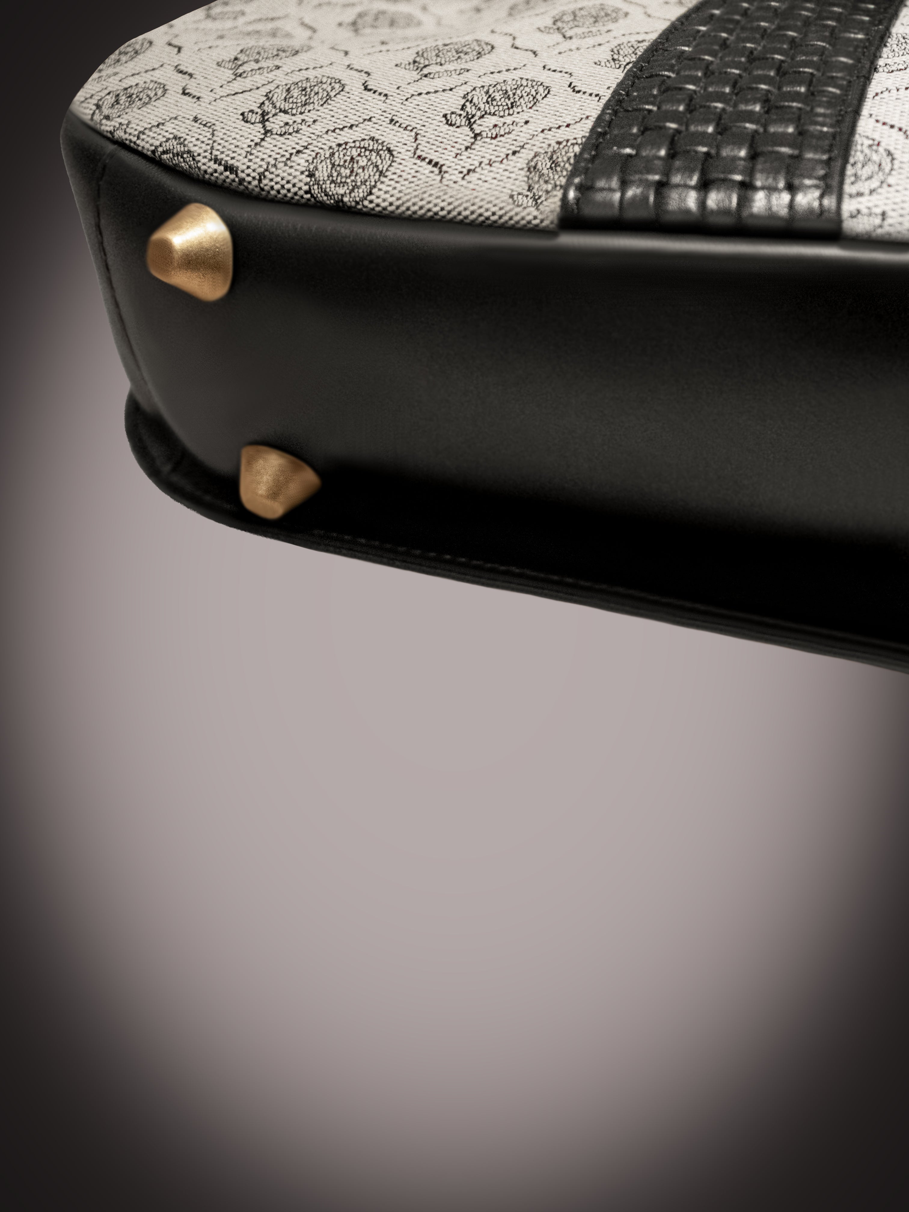 The Eunonia Shoulder Sling