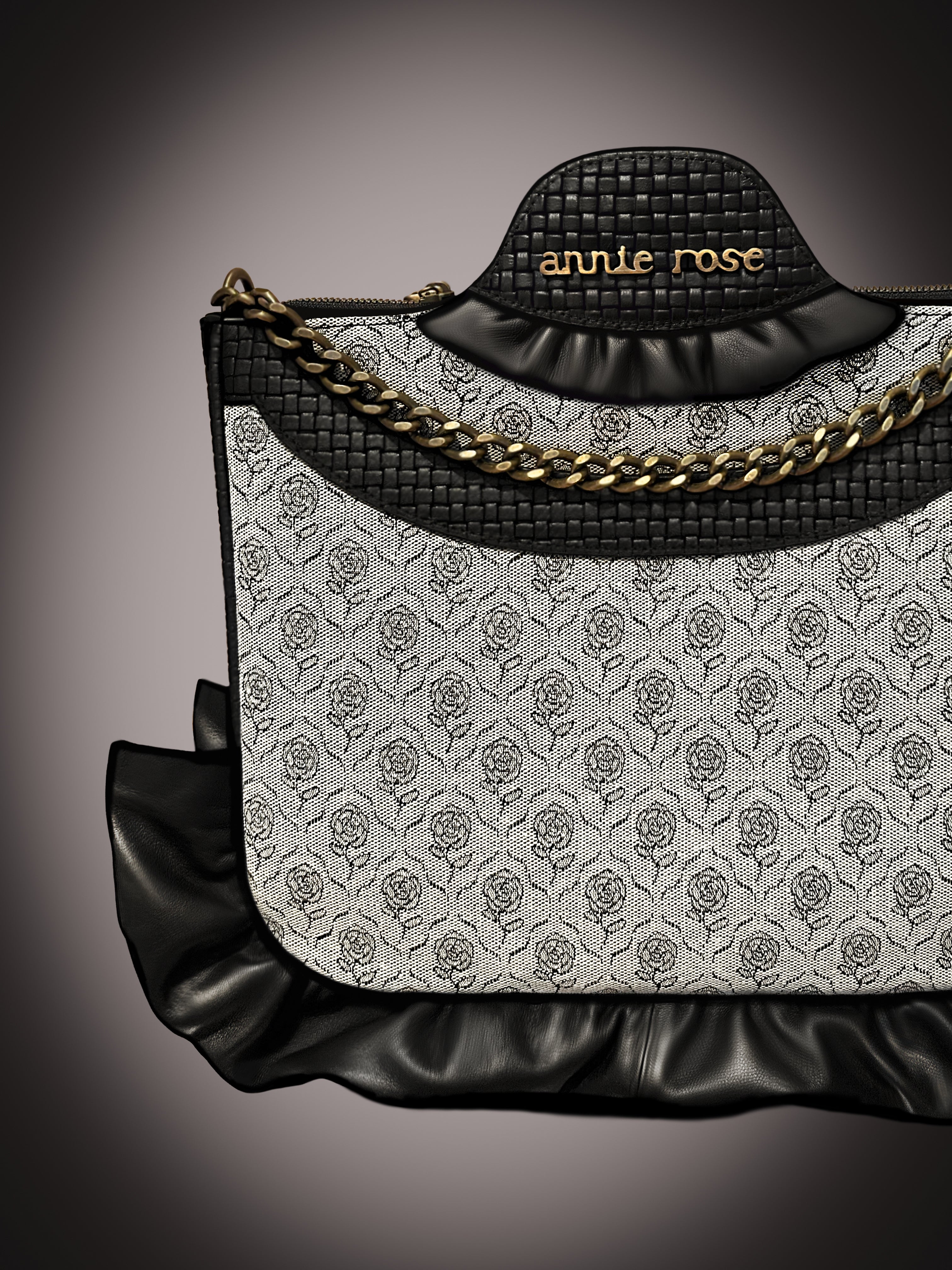 The Elvie Shoulder Bag