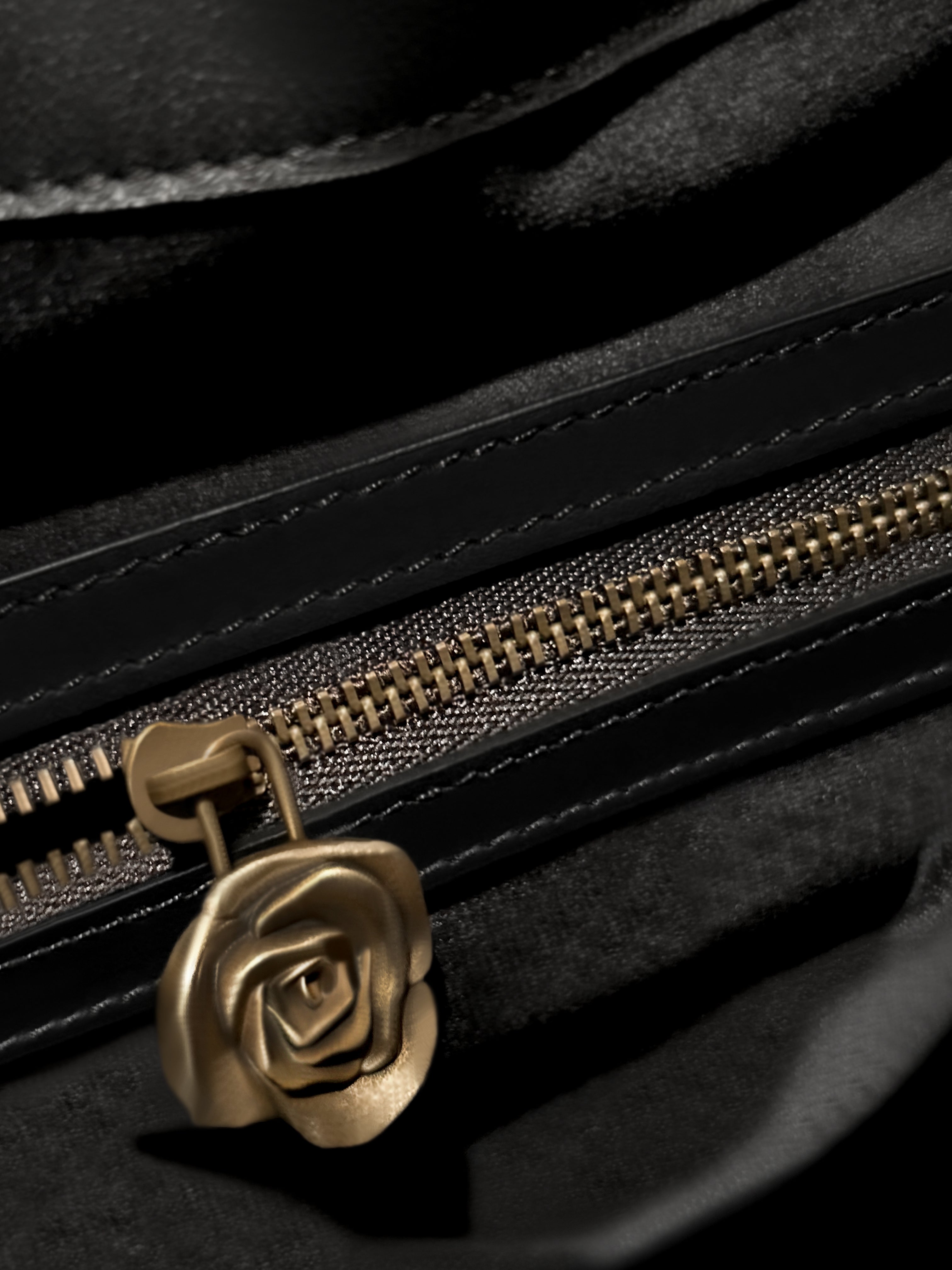 The Eunonia Shoulder Sling
